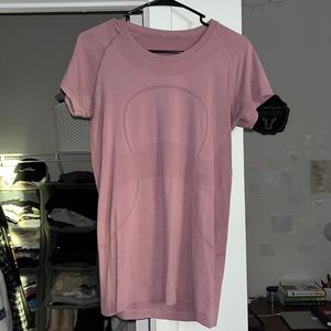 Lululemon Swiftly Tech Short Sleeve